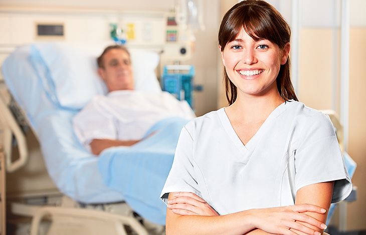 Gesundheits- und Krankenpfleger, shutterstock