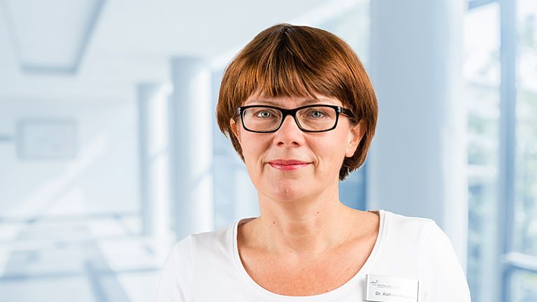 Dr. med. Kathrin Angelow, Chefärztin der Abteilung Gynäkologie/Geburtshilfe, Fachärztin für Gynäkologie/Geburtshilfe, diepiktografen.de